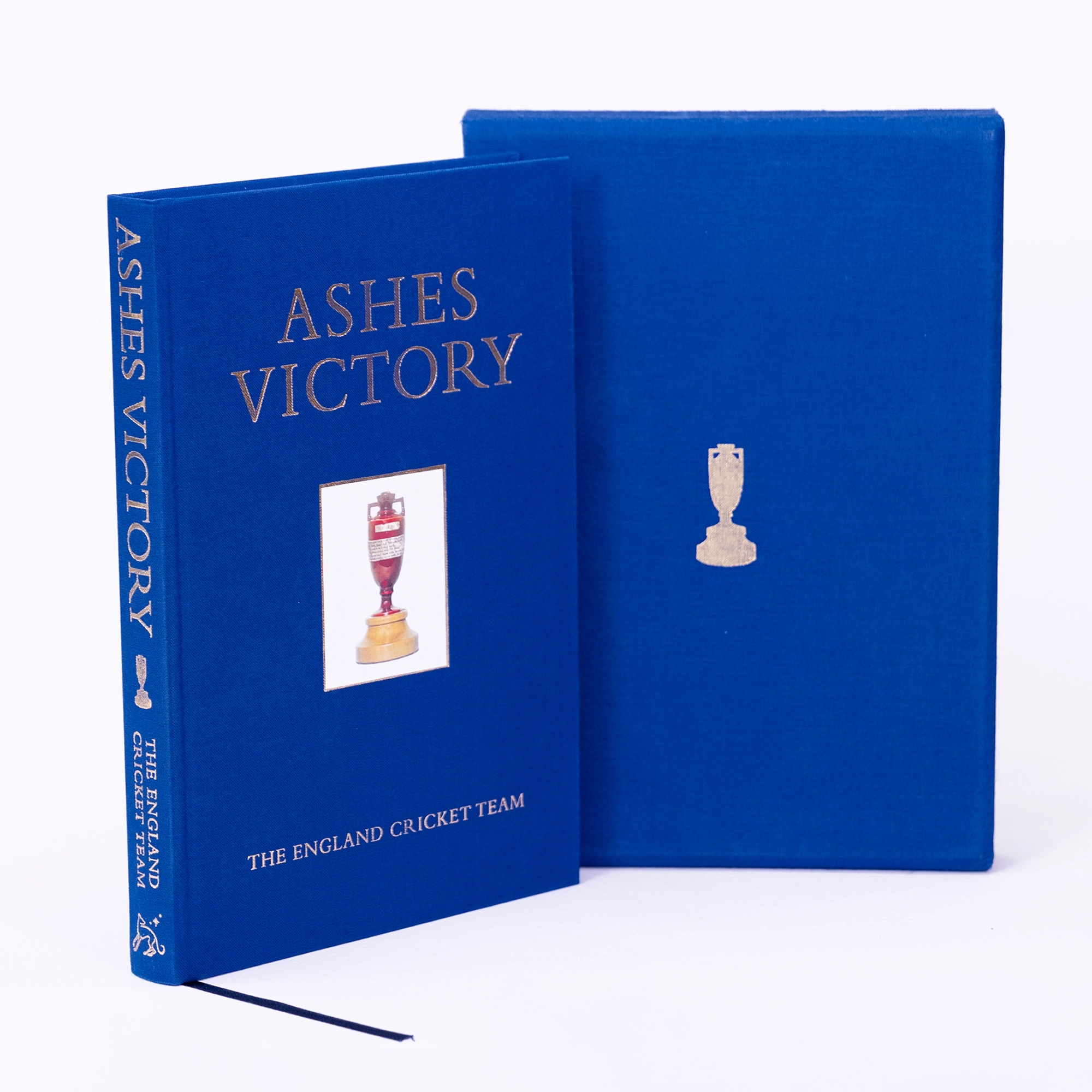 The edition and the slipcase stand next to each other
